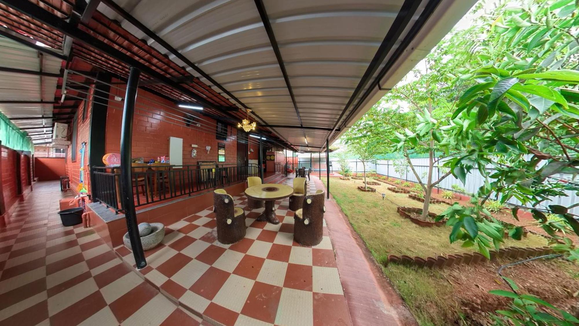 Udupi Homestay - Cottage House - Dendoorkatte Extérieur photo