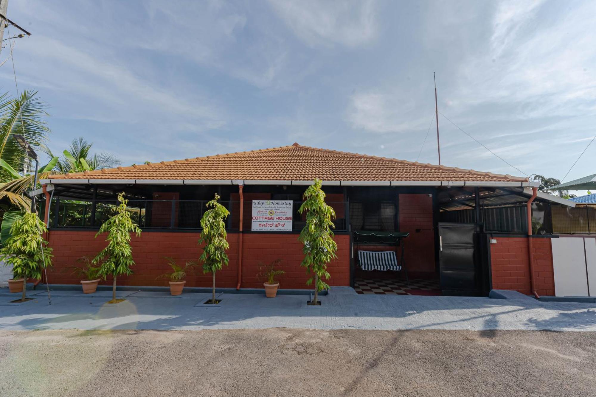 Udupi Homestay - Cottage House - Dendoorkatte Extérieur photo